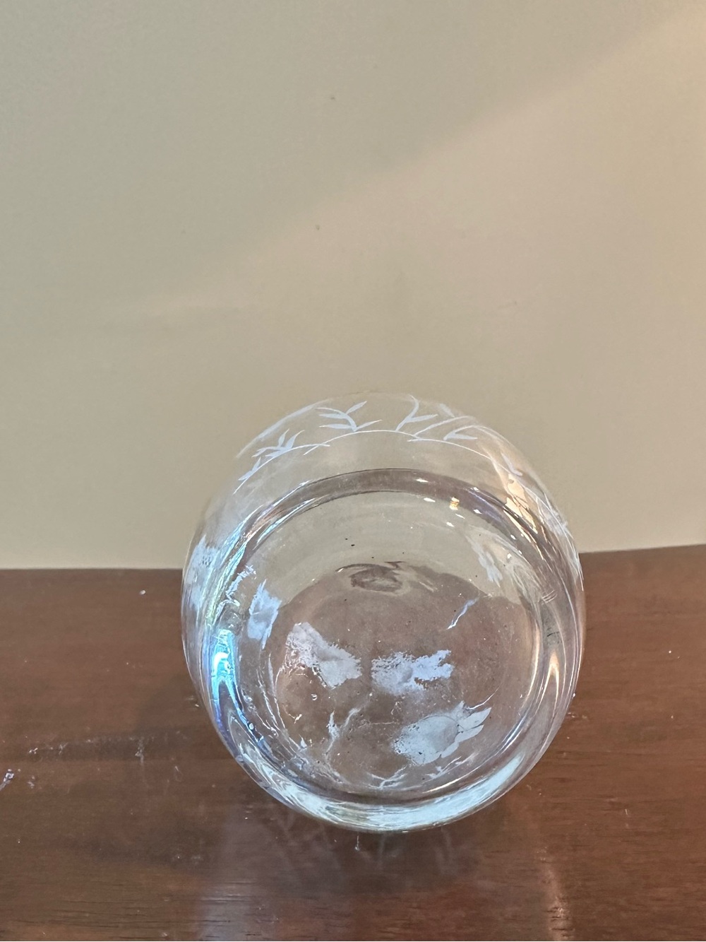 Small glass vase • etched flowers • vintage - Picture 3 of 5